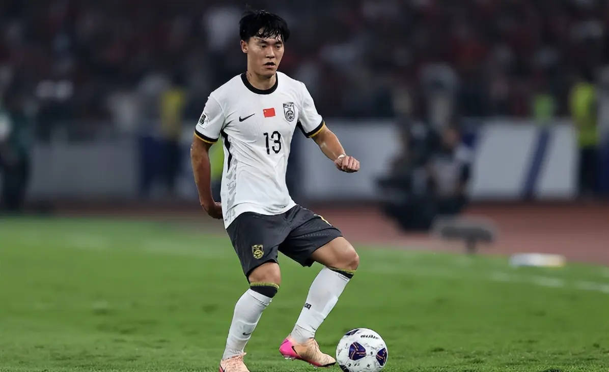 他的回归不, 般的存在, 球员中