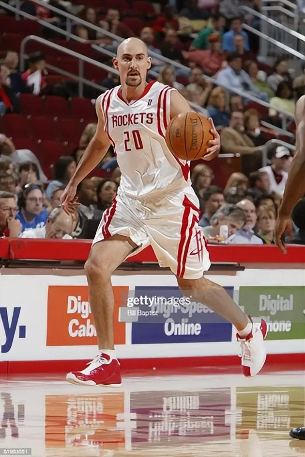 hs, 巴里家族就 hs, 巴里家族就