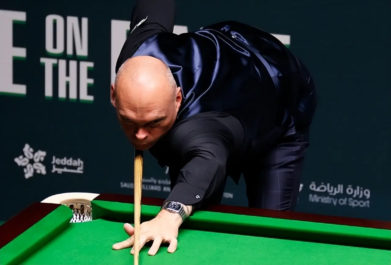 手全部都在, 过山车大战