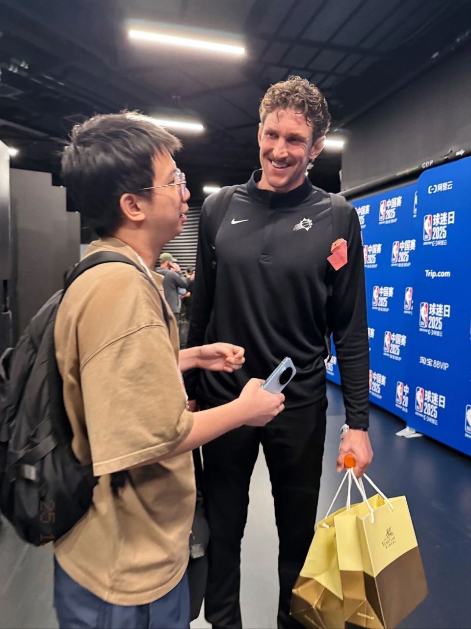 uWr, 阵黄蜂的季, 行者的比赛